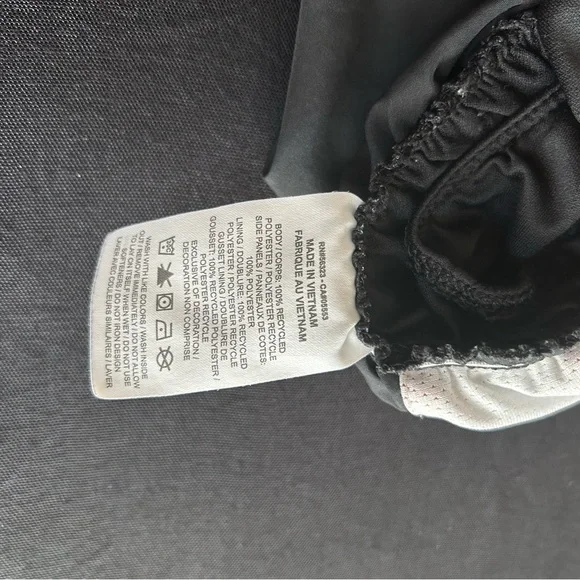 Nike Black and Red Athletic Shorts - Picture 10 of 15